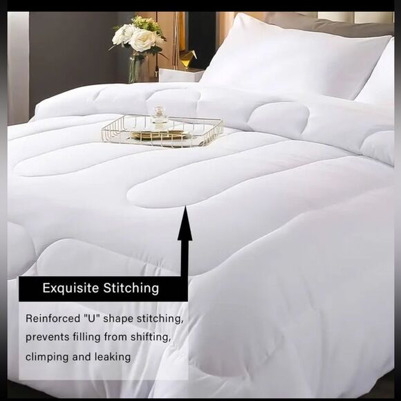 T.J.Maxx Cherry Pattern Comforter Set For Full bed - Picture 7 of 9